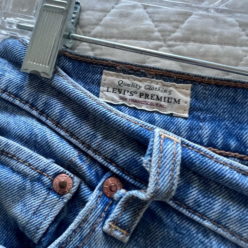 Levi’s Ribcage crop flare button fly Blue Denim Jeans - Picture 12 of 16